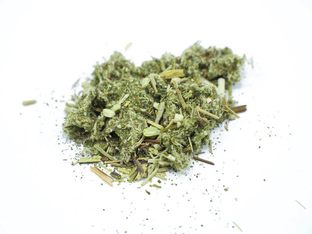 Mugwort | Organic Bulk Herb (per oz)