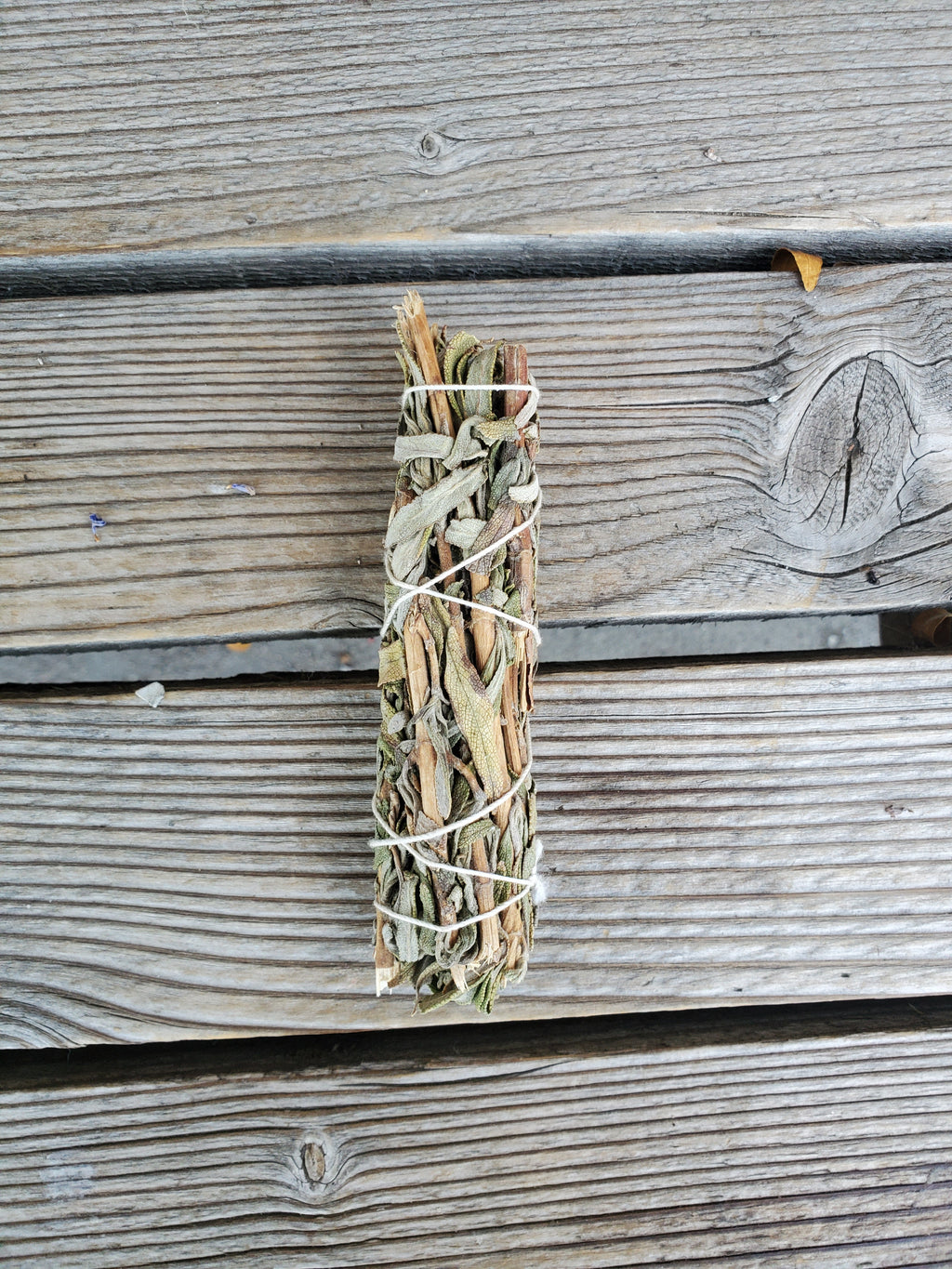 Black Sage Bundle, Small | Ethically Sourced Native-Harvested